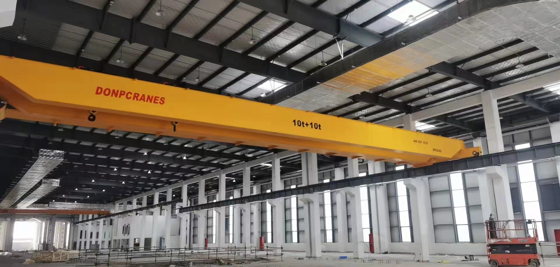 Four (10+10) T double small film rolling crane